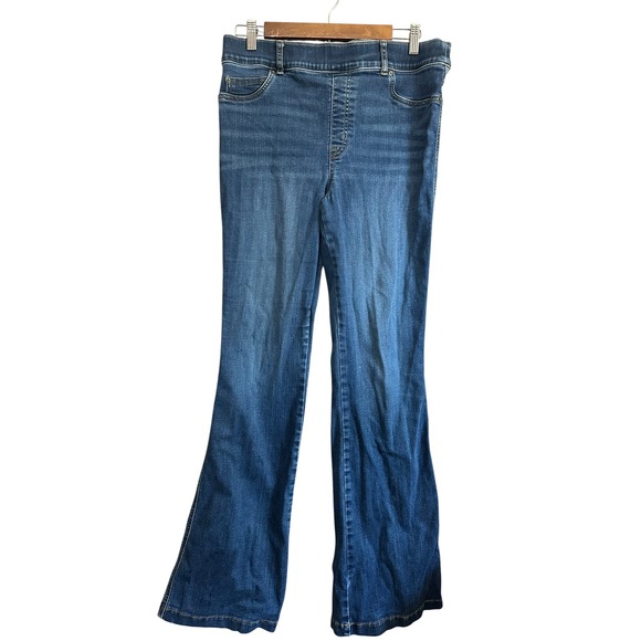SPANX XL Pull On Denim Jeggings Flare Leg Jeans Comfort Stretch Women's - Picture 1 of 6